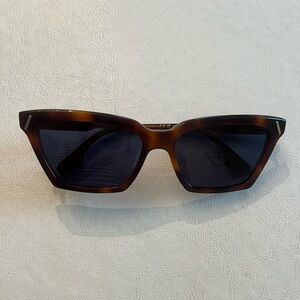 Victoria Beckham Womens Guilloche 57mm Sunglasses